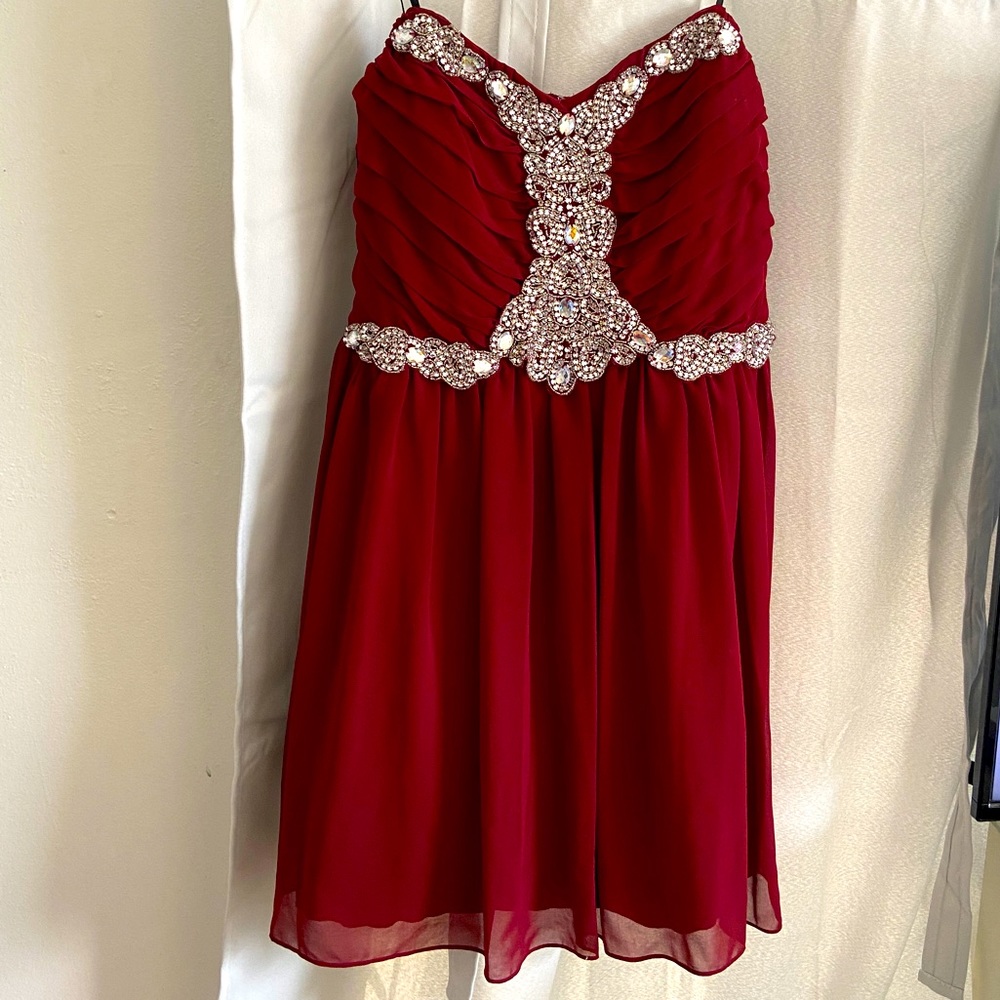 Strapless Formal Dress